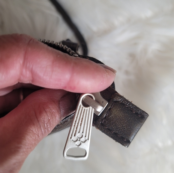 Patricia Nash Teal and Brown Tooled Leather Bacoli Crossbody - Picture 5 of 8